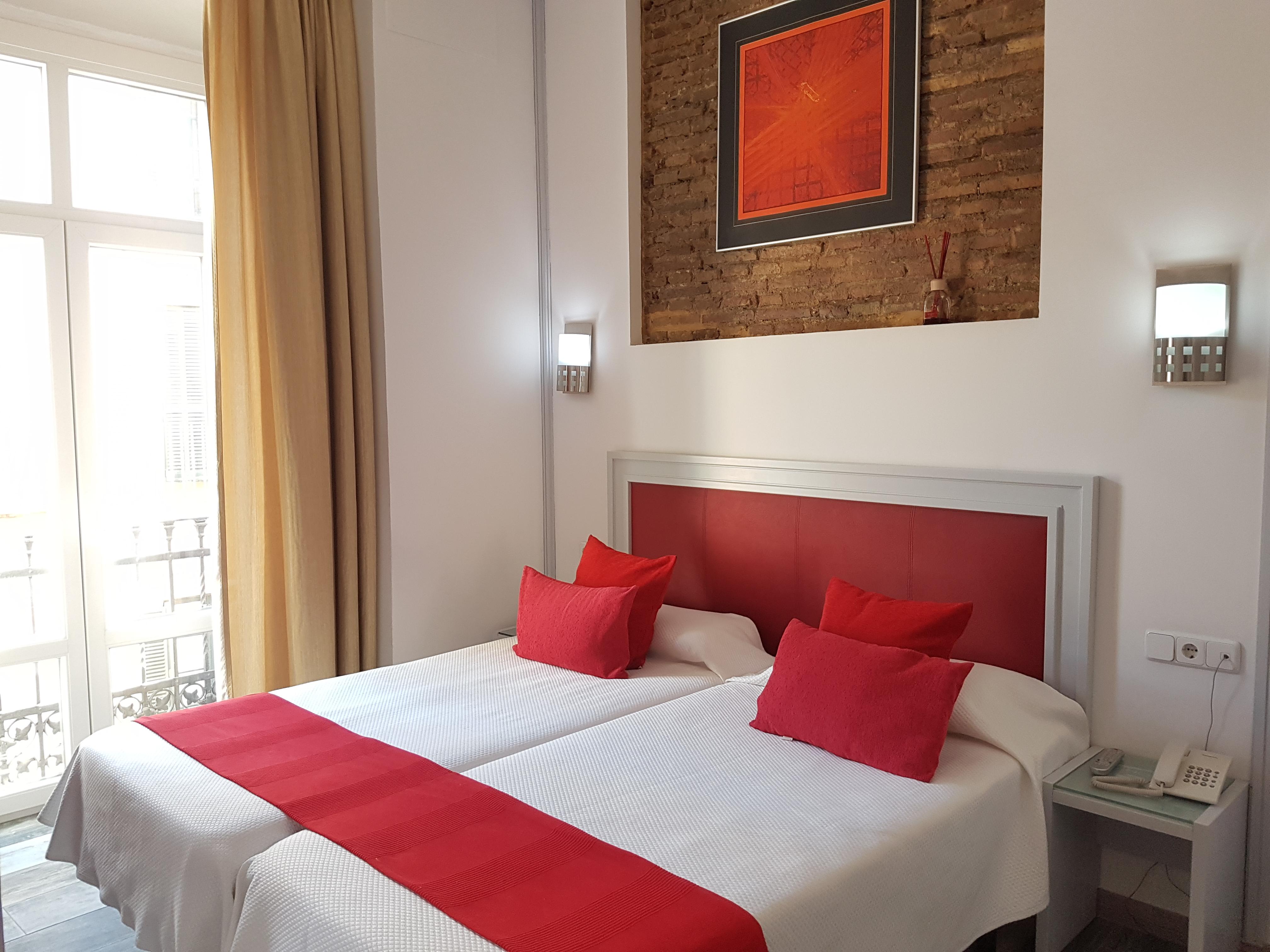 Hotel Y Apartamentos Dona Lola Seville Exterior photo